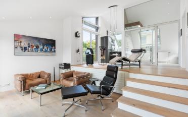 Dachwohnung 2.5 Zimmer - image - 2