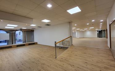 Geschäftshaus 4 Zimmer - image - 1