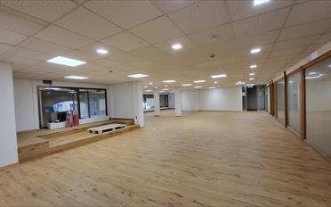 Geschäftshaus 4 Zimmer - image - 2