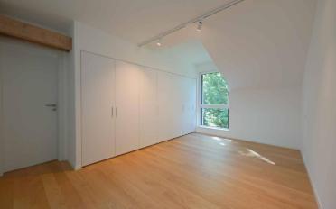 Maison contiguë 8 pièces - image - 6