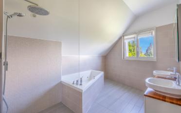 Villa 8.5 Zimmer - image - 3