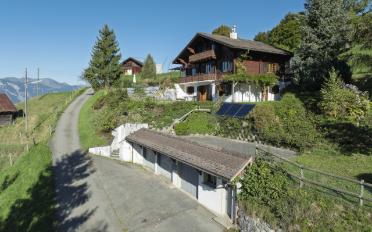 Chalet 7.5 pièces - image - 2