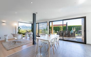 Terrace house - image - 1