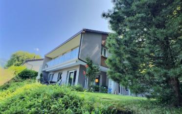 Bifamiliar house 5.5 rooms - image - 1