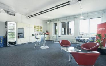Office - image - 10