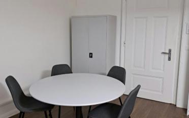 Bureau - image - 7