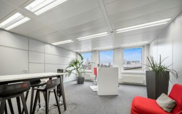 Commercial - image - 11