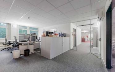 Office - image - 6