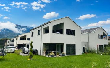 Doppeleinfamilienhaus 4.5 Zimmer - image - 1