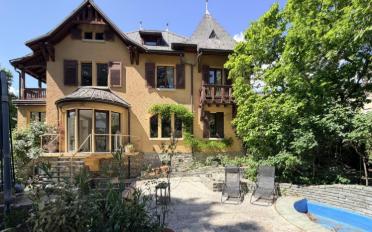 Villa 8.5 pièces - image - 3