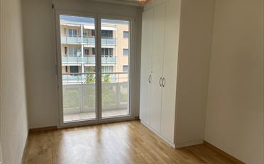 Apartment 4 rooms - image - 8