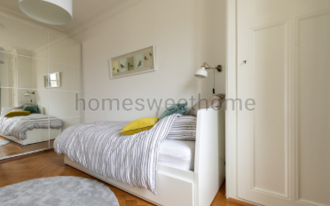 Furnished flat 4 rooms - image - 8
