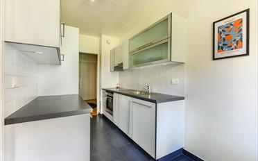 Furnished flat 4.5 rooms - image - 7