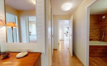 Furnished flat 6 rooms - image - 4