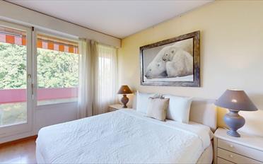 Furnished flat 6 rooms - image - 9