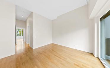 Apartment 4 rooms - image - 7