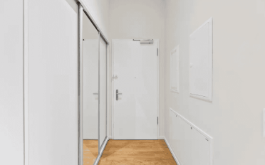 Apartment 4 rooms - image - 2