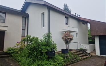 Doppeleinfamilienhaus 5.5 Zimmer - image - 1