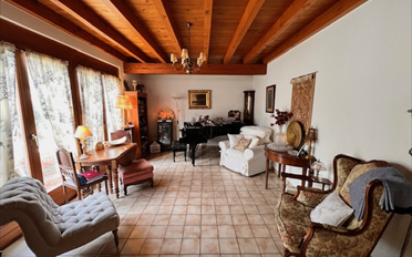 Single house 12 rooms - image - 12