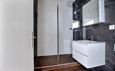 Mixed use property - image - 4