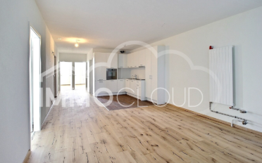 Mixed use property - image - 2