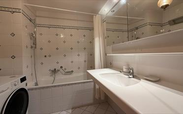 Apartment 4 rooms - image - 10