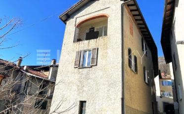 Residential building 8 rooms - image - 3