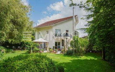 Einfamilienhaus 7.5 Zimmer - image - 1