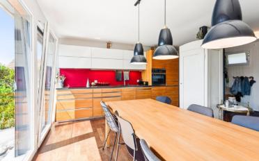 Einfamilienhaus 9.5 Zimmer - image - 4