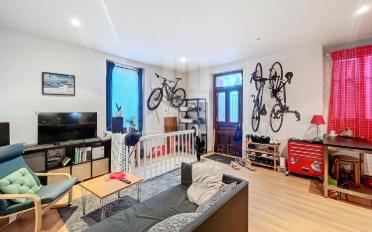 Mixed use property - image - 3