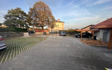 Place ouverte - image - 2