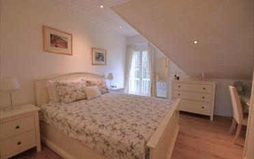 Doppeleinfamilienhaus 7.5 Zimmer - image - 9