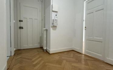 Apartment 4 rooms - image - 7