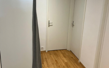 Apartment 4 rooms - image - 7