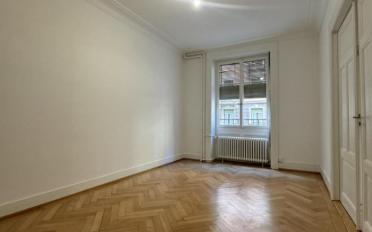 Apartment 4 rooms - image - 4
