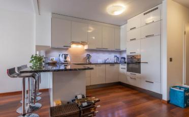 Apartment 4 rooms - image - 1