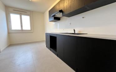 Apartment 6 rooms - image - 2