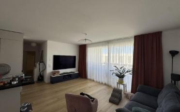 Apartment 4 rooms - image - 2