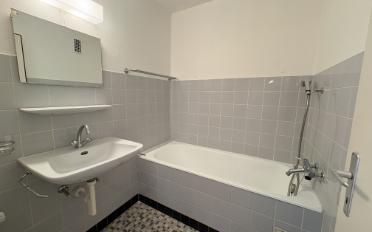 Apartment 2.5 rooms - image - 8