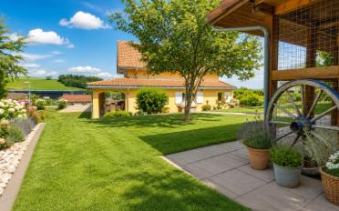 Villa 7.5 pièces - image - 1