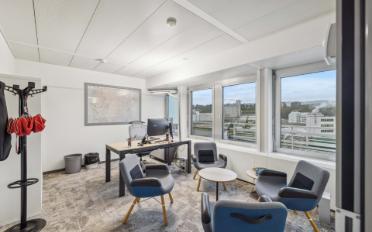 Bureau - image - 1