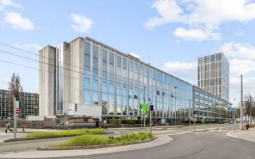 Office - image - 12