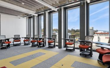 Office - image - 11