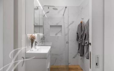 Apartment 6 rooms - image - 12