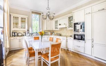 Maison 10 pièces - image - 8