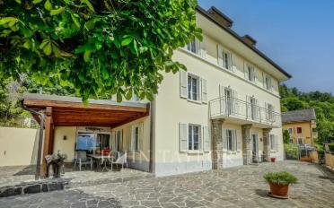 Maison 10 pièces - image - 2