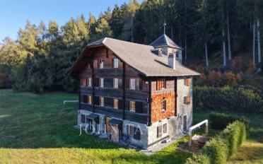 Single house 16 rooms - image - 1