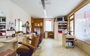 Mixed use property - image - 3