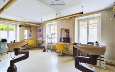 Mixed use property - image - 7