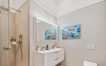 Apartment 8 rooms - image - 10